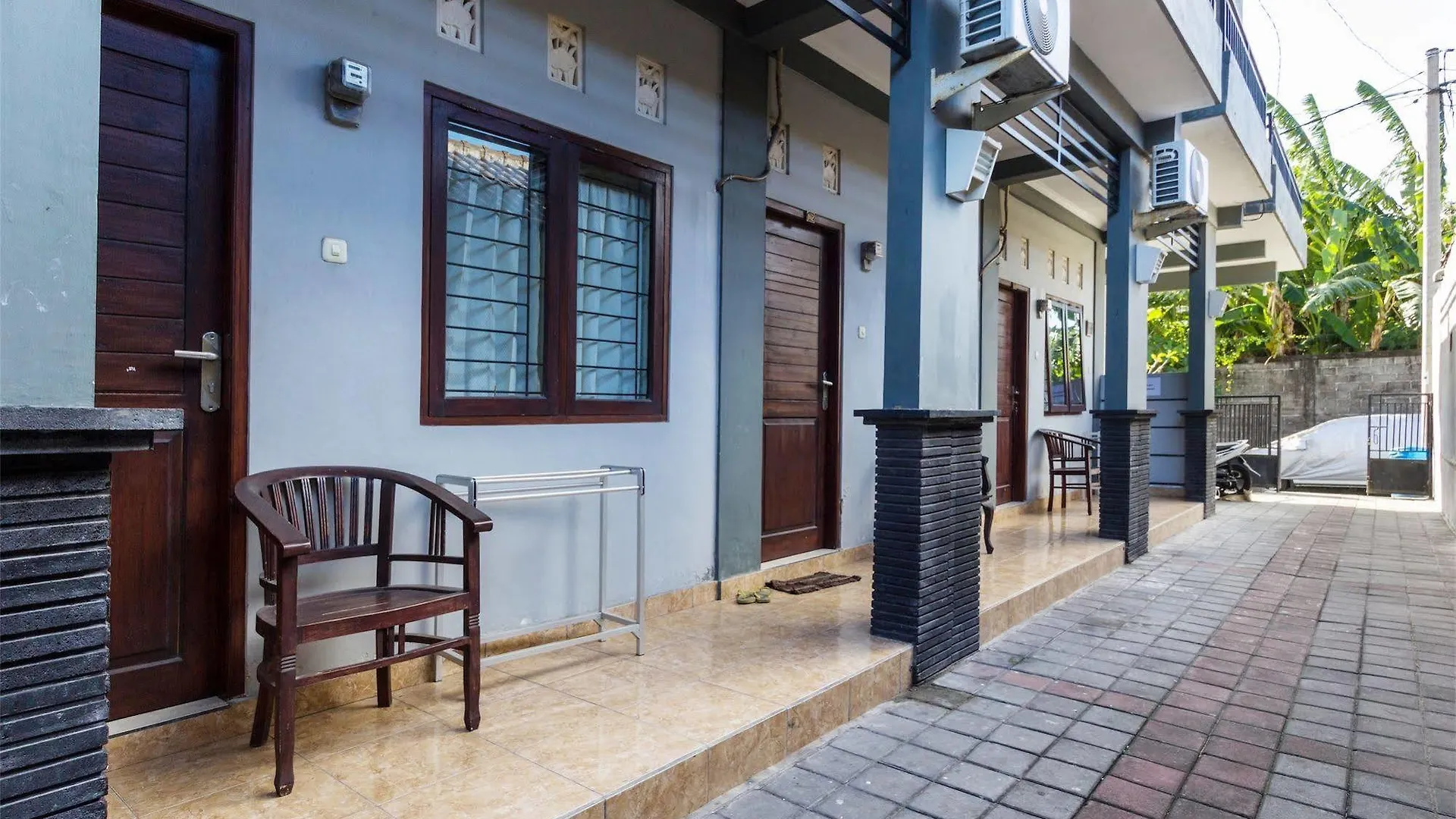 Guest house Reddoorz @ Pulau Galang Denpasar Hotel